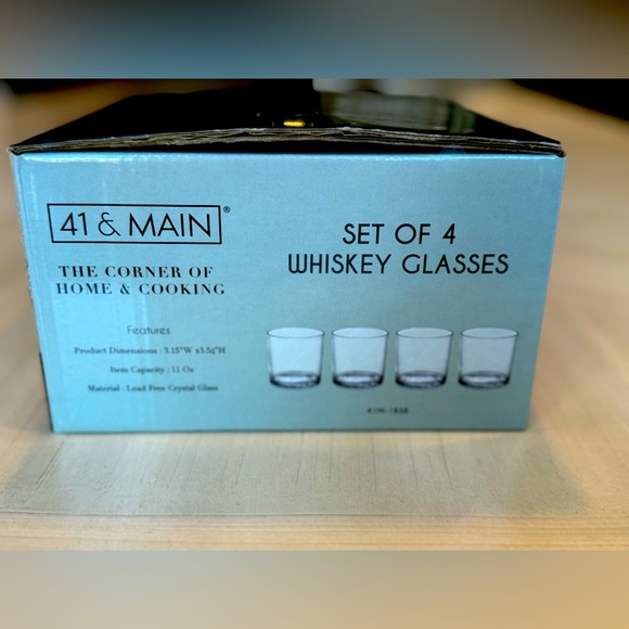 NIB- Set of 4 Whiskey Glasses by 41 & Main - Brand New in Box!! Perfect Gift 🎁 - Picture 7 of 7